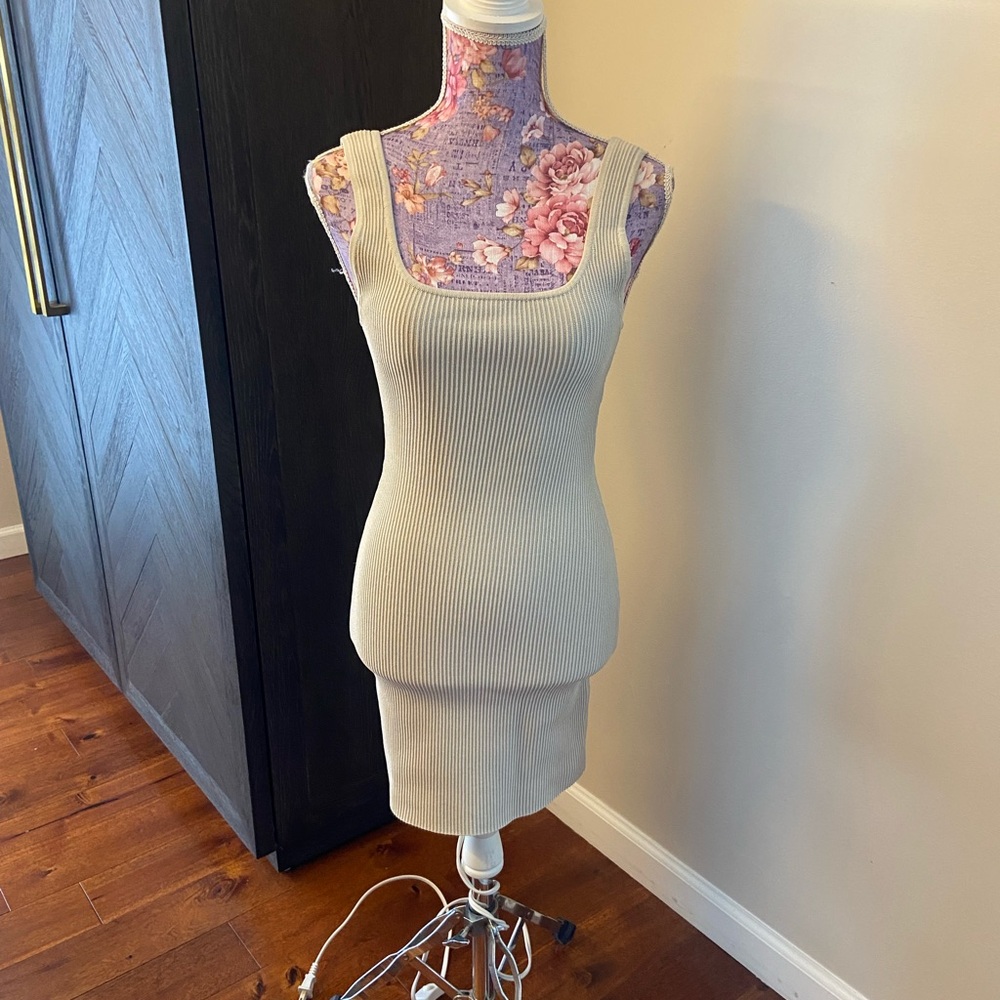 Babaton knit rib beige dress XXS